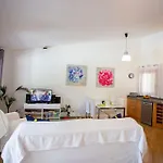Klimatisiertes Ferienhaus Julieta Mit Pool
